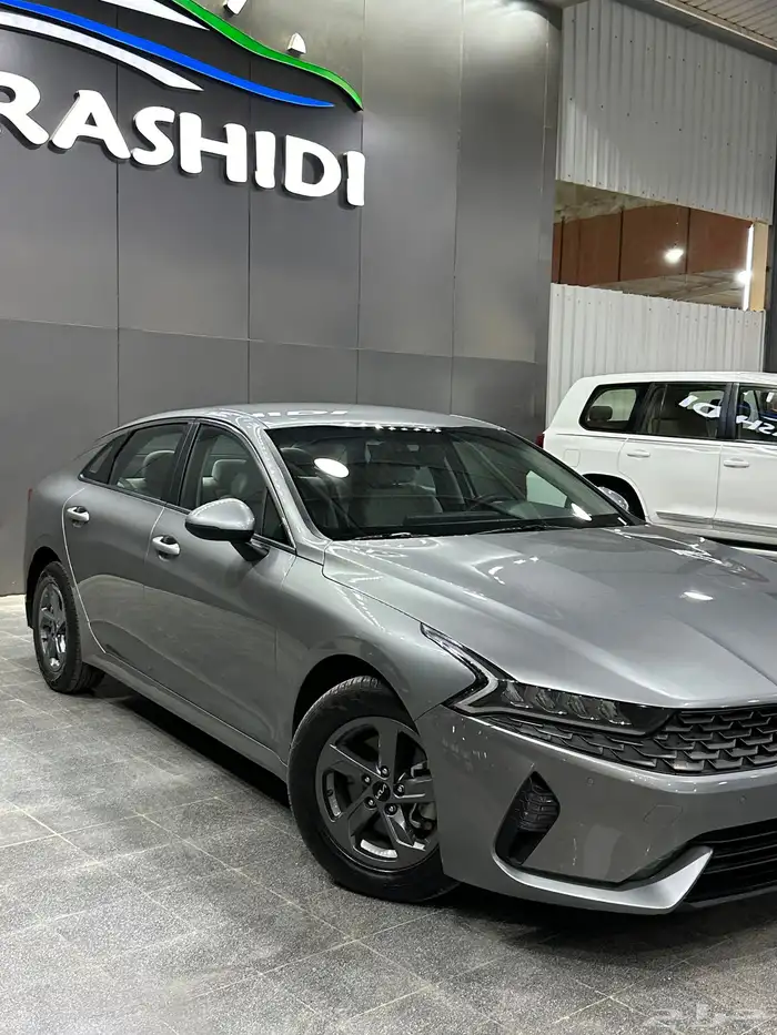 كيا K5 تيتانيوم 2022 محرك 2.5 لدى معرض(عبيد الرشيدي) 10