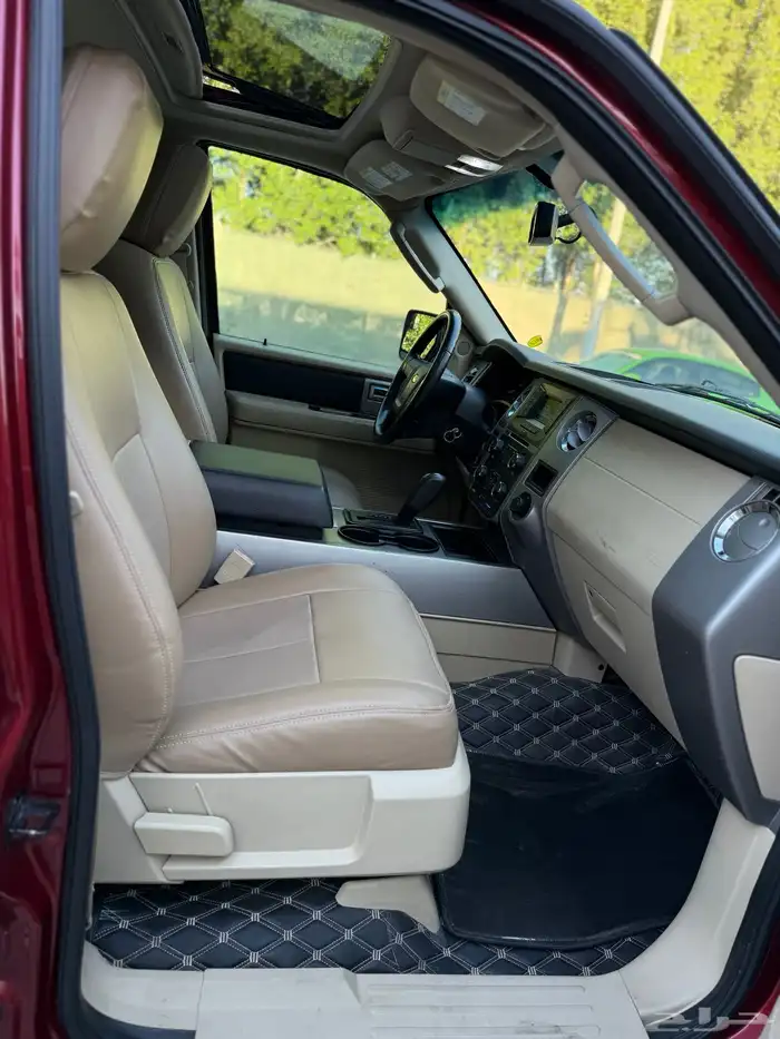 Ford Expedition XLT 2016 21