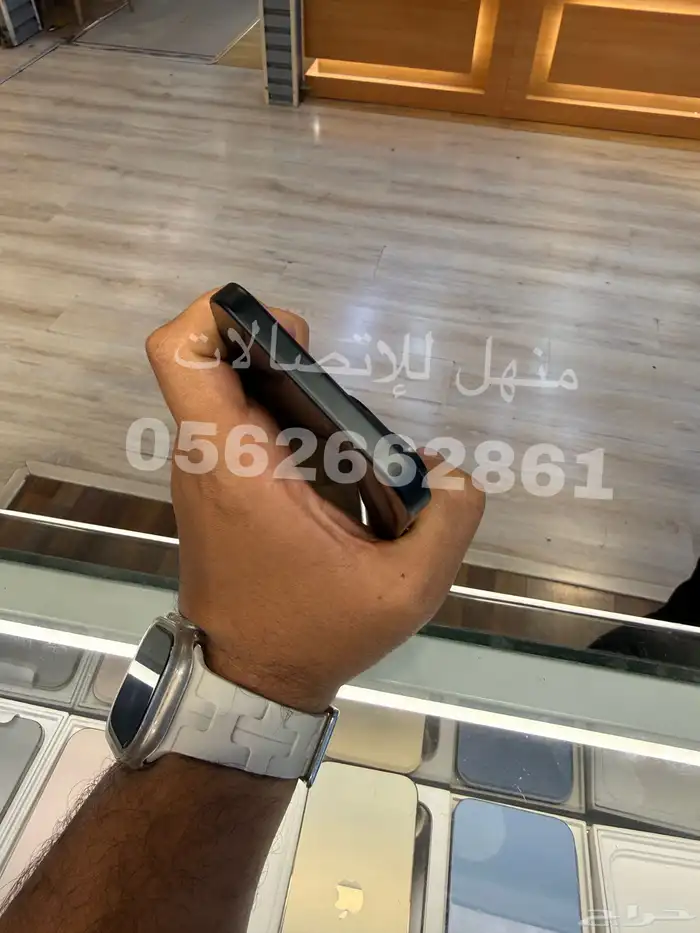 للبيع ايفون 15 بلس مستخدم 128 4