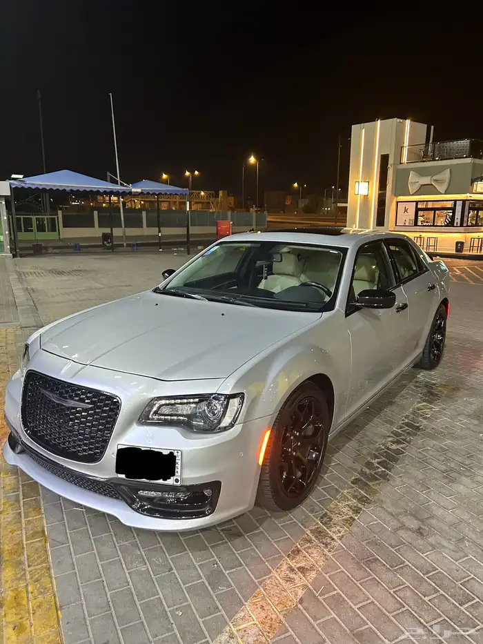 كرايسلر 300 ليمتد موديل 2019 للبيع 2