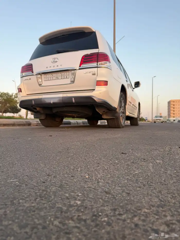 لكزس 2012 فل كامل للبيع LX570 SPORT 2