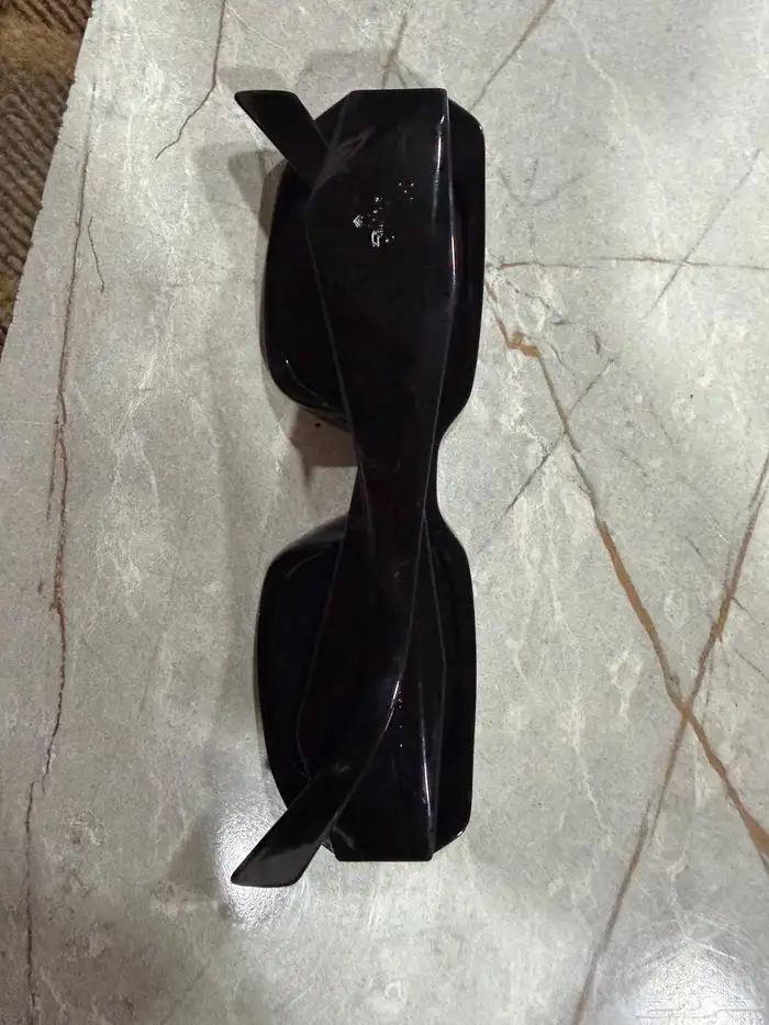 نظارة برادا 5