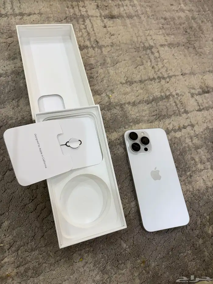 آيفون 15 برو ماكس 256 GB تيتانيوم أبيض 2