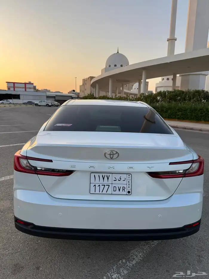 كامري 2025 E استاندر 17