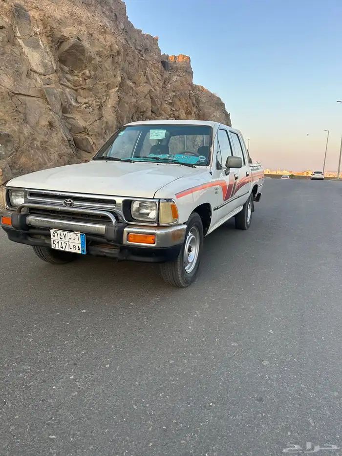 هايلكس 91 للبيع 1