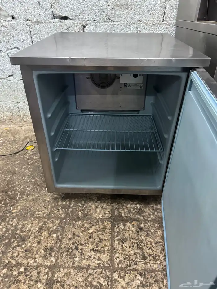 ثلاجة مطعم 36