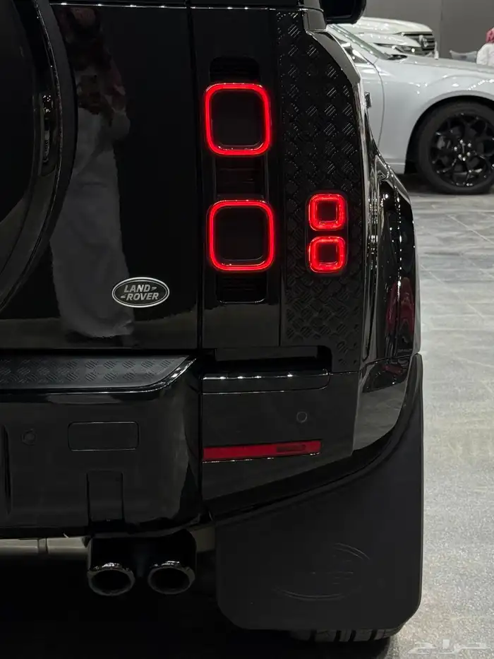 ديفندر 2020 فئة HSE V6 لدى معرض(عبيد الرشيدي) 22