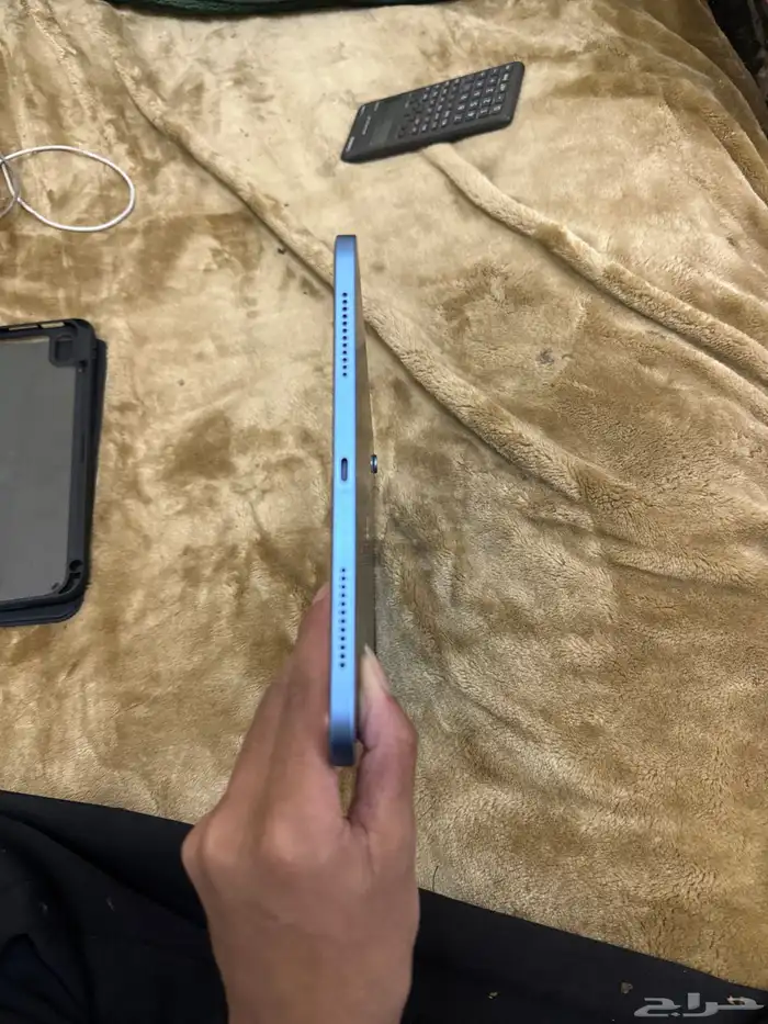 iPad للبيع 128 جيجا نظيف مع كرتونة 4