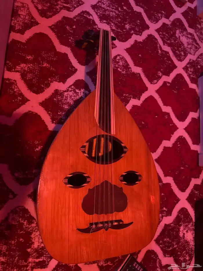 اله العود عراقي قديم قبل ممكن 70 سنه الصانع محمد صوت جبار 0