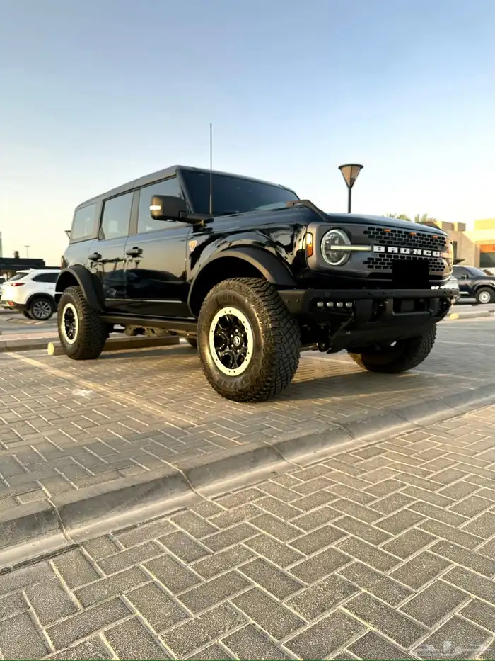 برونكو بادلاند ساسكتواتش بكج 1