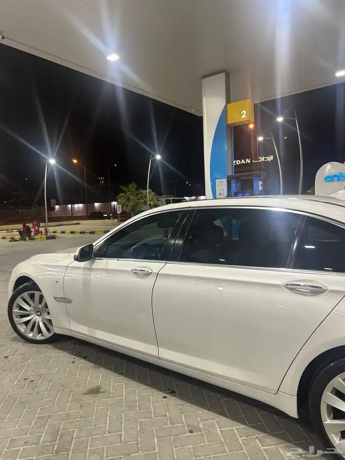 bmw 2015 series 7 بي ام دبلو الفئة السابعة 8