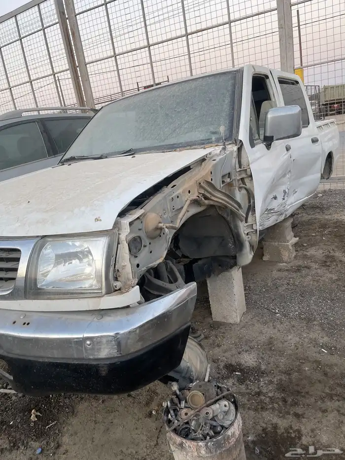 ددسن 2002 قطع غيار 0
