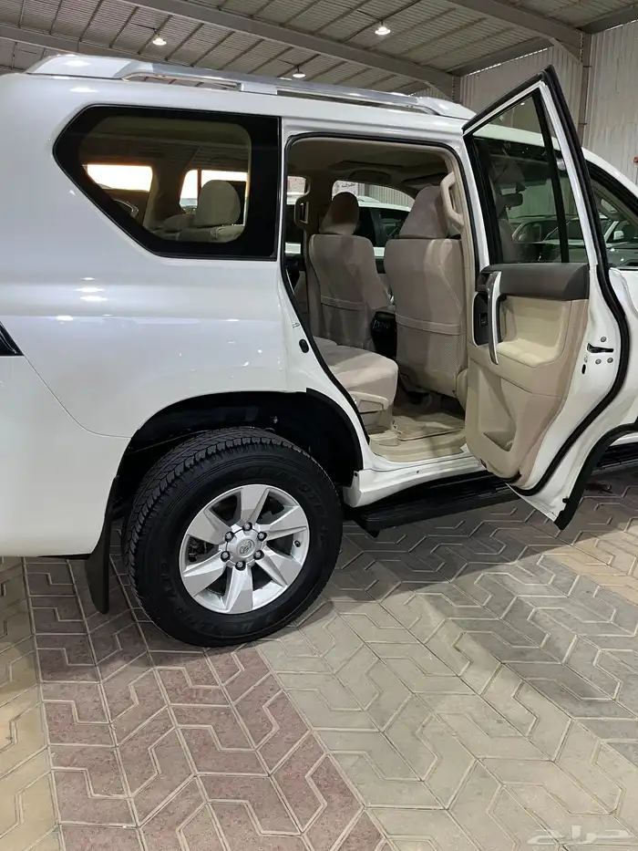 برادو 2023بنزين TXL3 محرك 6سلندر 30