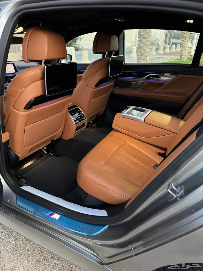 بي إم دبليو الفئة السابعة 730Li M-Kit 33