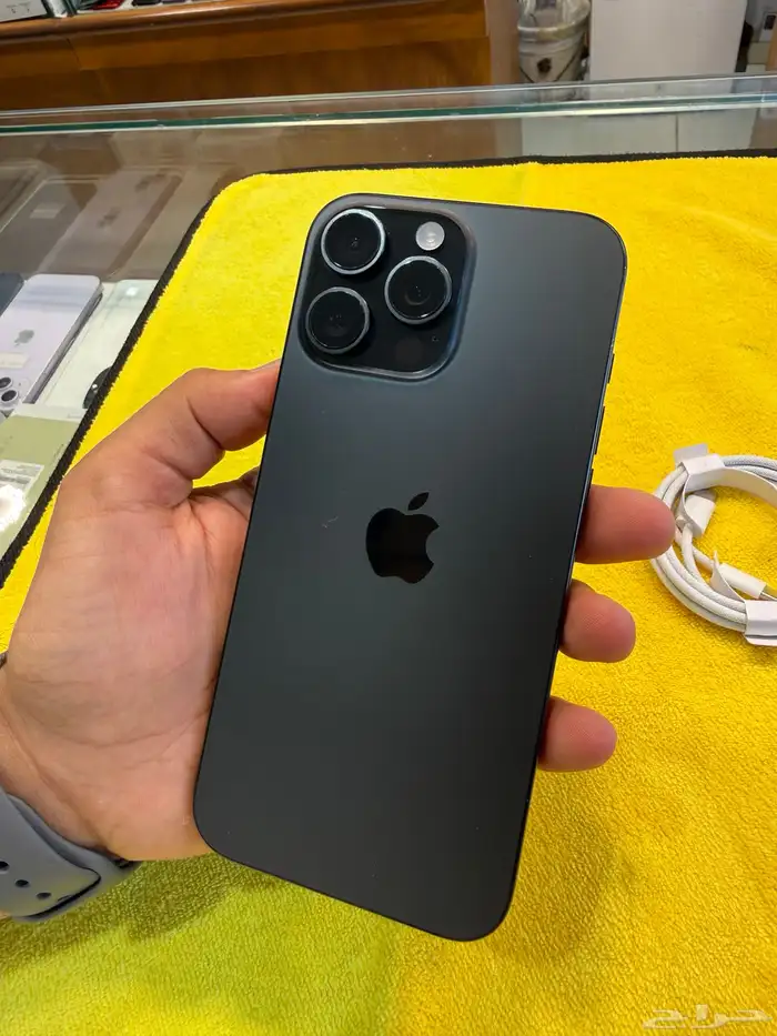 آيفون 16 برو ماكس بطارية 100  256 قيقاء عدد الدورات 17 0