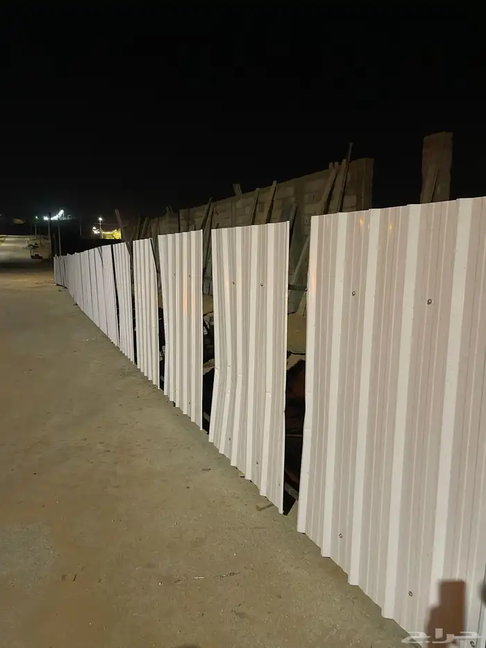 سياح طوله 30متر تقريبا حاجز طلبات لبلديه لعمار الجدد 0