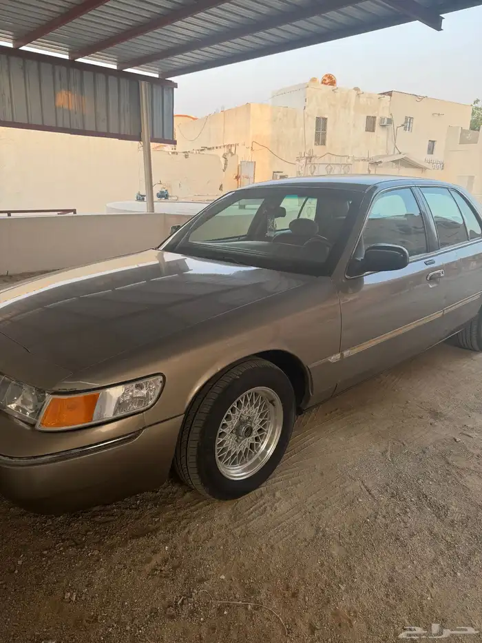 فورد ماركيز موديل 2001 1