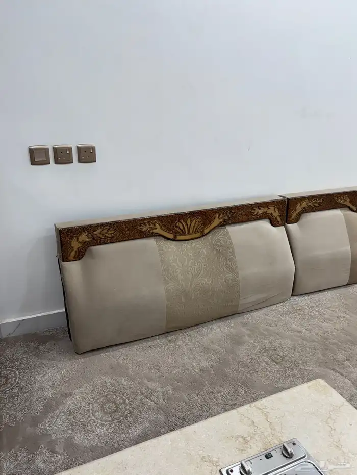 للبيع مساند 6