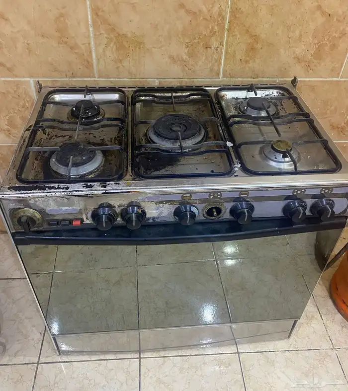 فرن خمس عيون للبيع 0