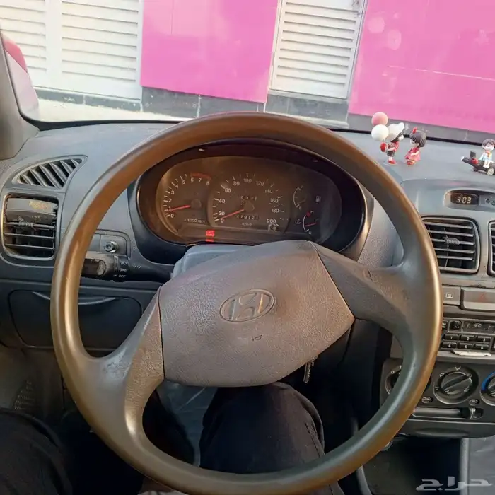 سياره اكسنت للبيع موديل 2002 7