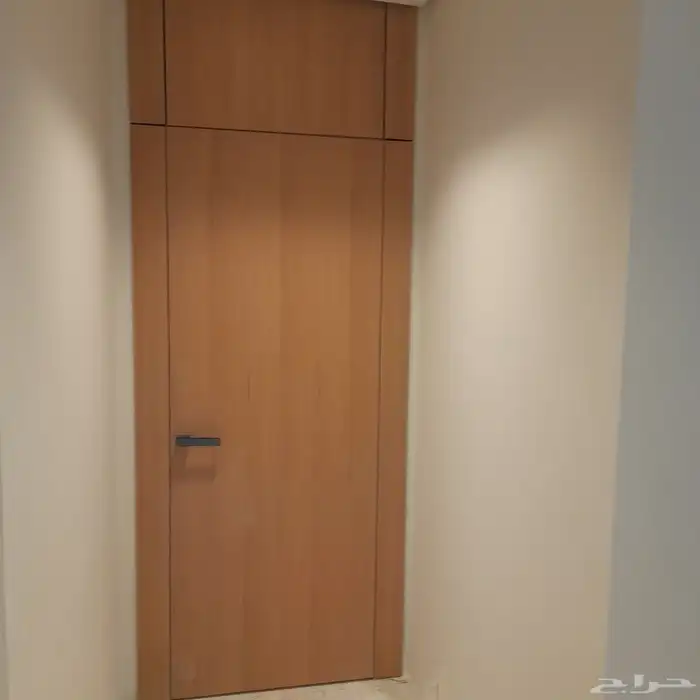 أبواب خشب وديكور سحاب مخفي 2
