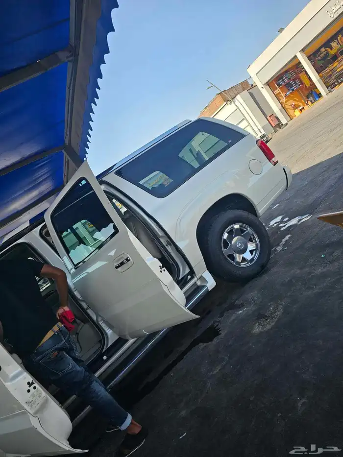 كاديلاك طويل 2004 9