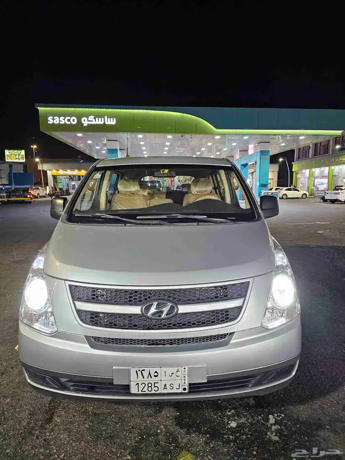 باص H1 لايجار 2009 0