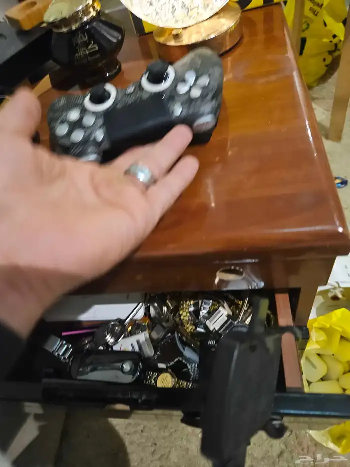 يدات بلستيشن فور وفايق. واكس بكس 4