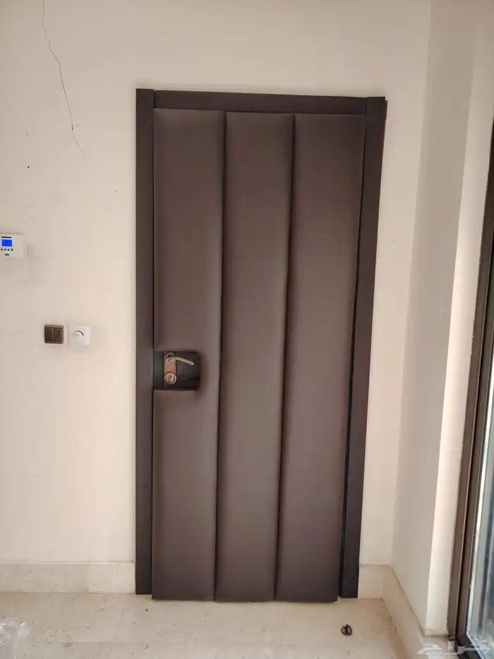 عازل صوت ل الأبواب وغازل جدران 0