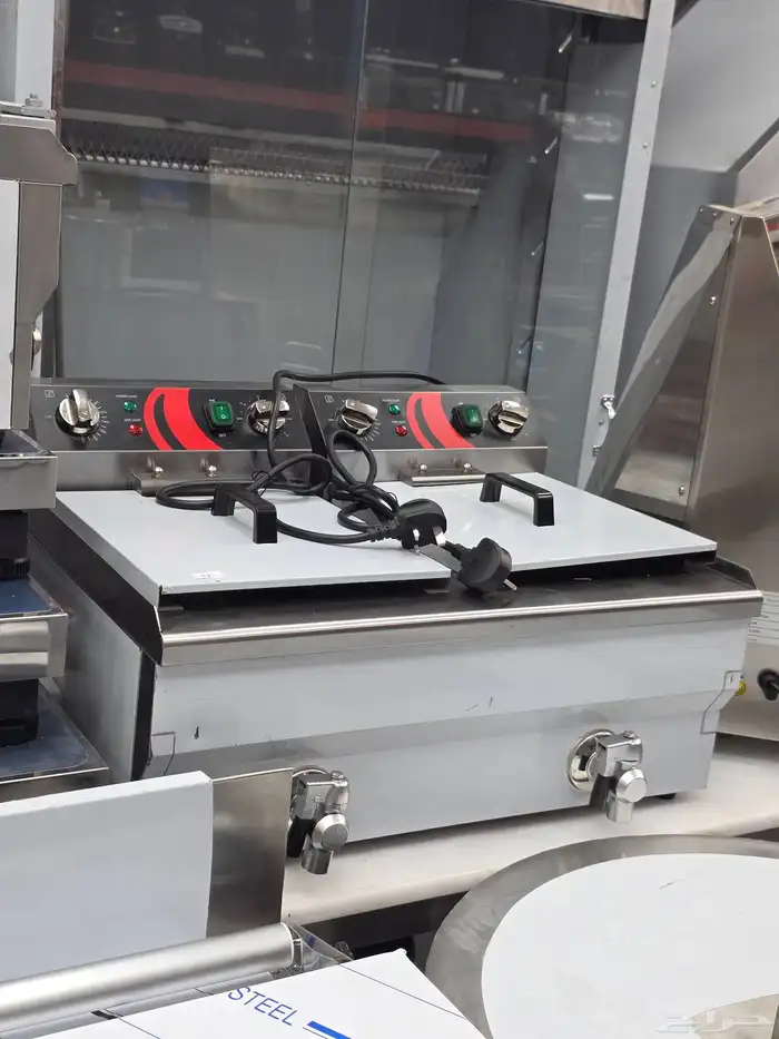 جريل KR  فرن حجر  فرادة  خلاط  مكينة بروست  سخان 23