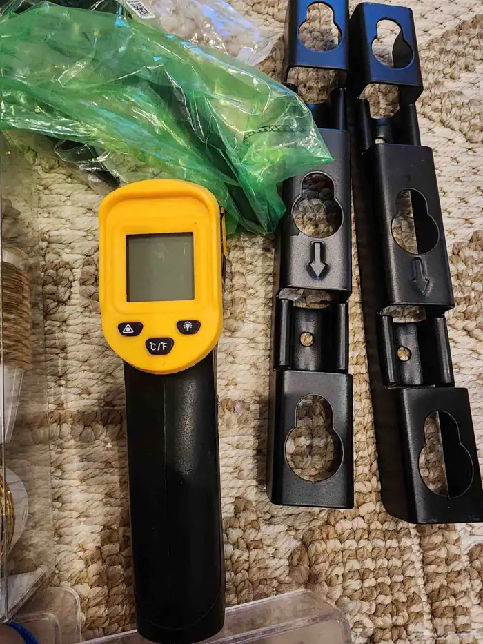 إعلان حراج   أدوات شوكولاتة كاملة للبيع   للبيع طقم متكامل 4