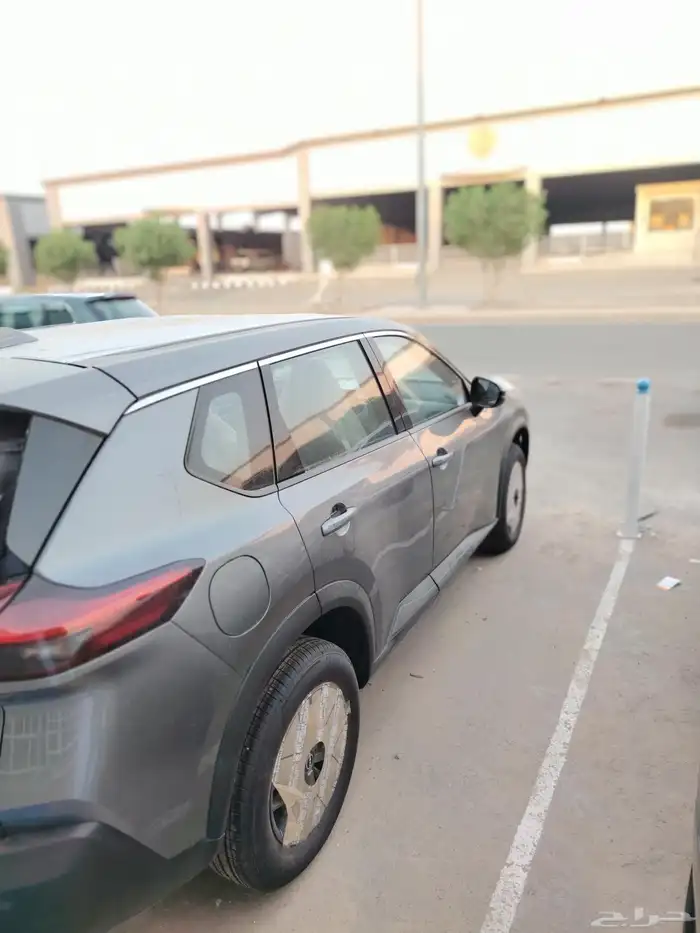 نيسان اكستريل 2025 3
