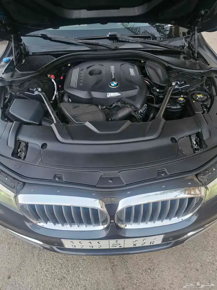 بي ام 730 19