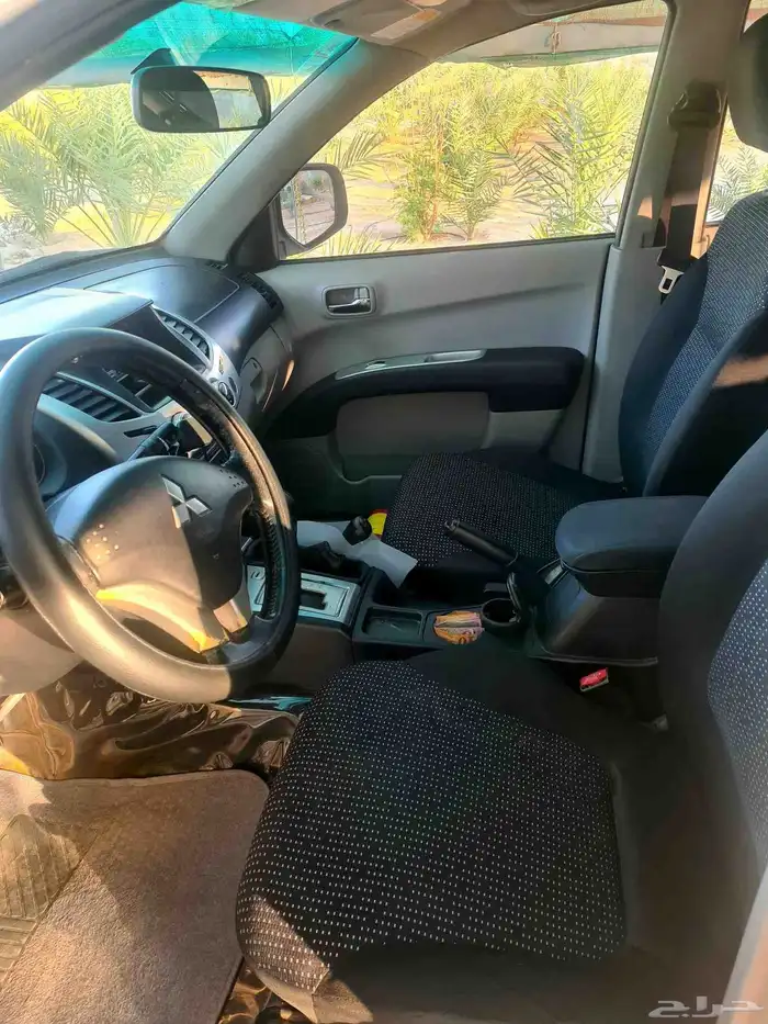 للبيع ميتسوبيشي 2015 غمارتين دبل L200 7