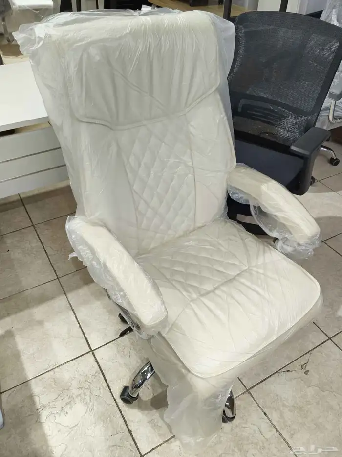 مكتب مدير فخم طقم كامل كلاسيك و مودرن 14