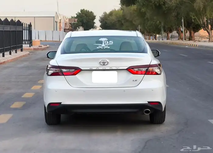 تويوتا كامري LE موديل 2024 3
