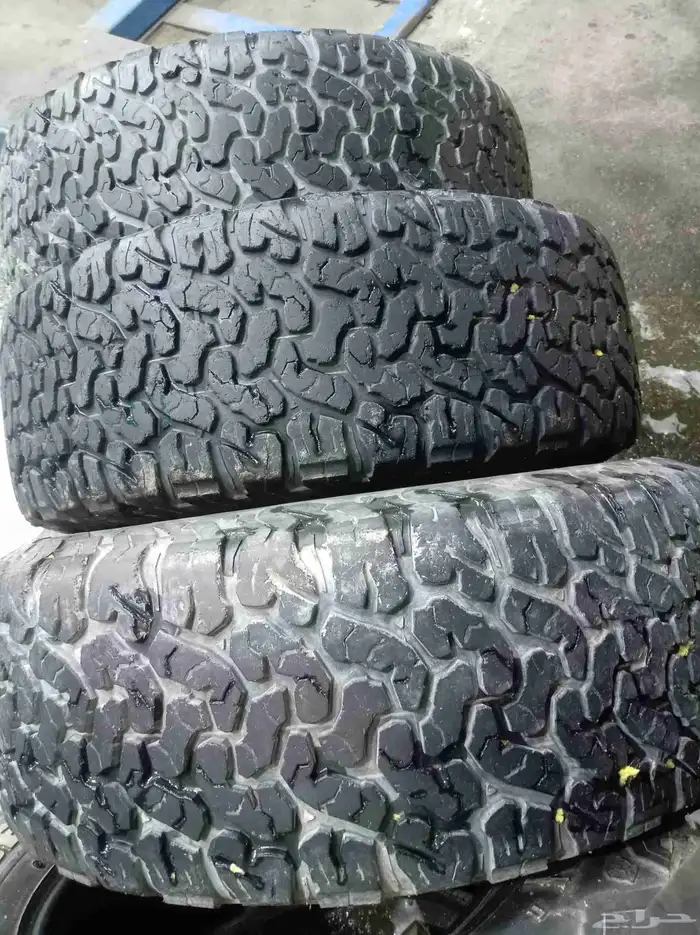 كفرات نص حجري ودي واي مستخدم نظيف مقاس 17 70 285 3
