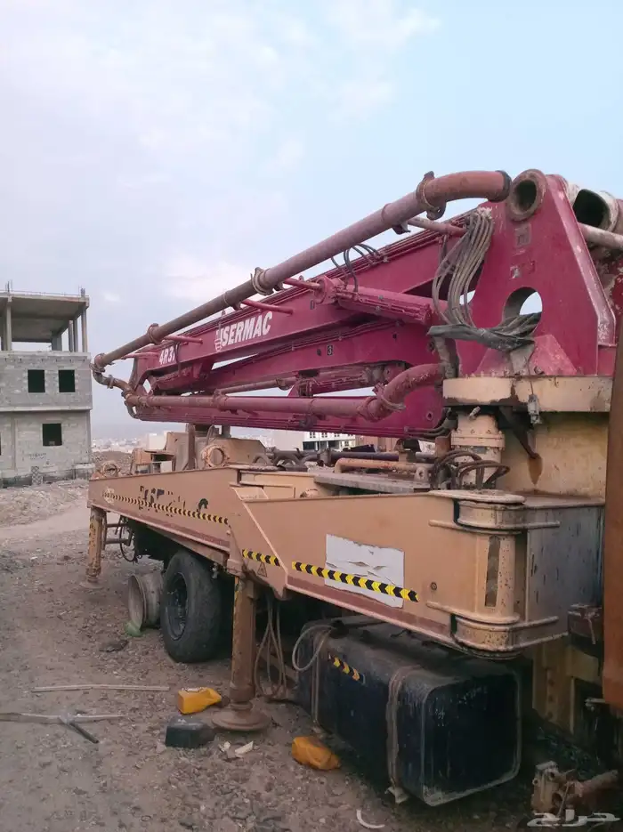 مضخه خرسانه بمب 3