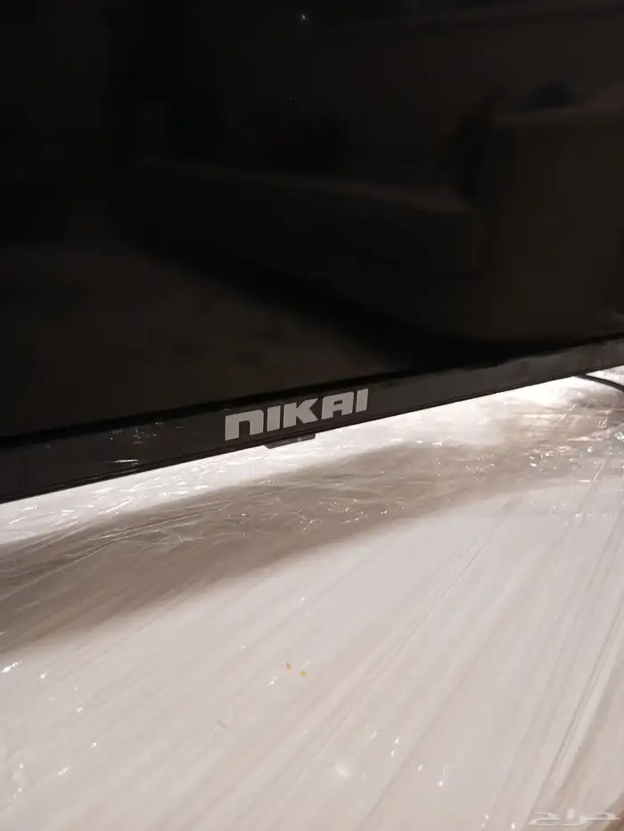 تلفاز مع طاولة وطاولة رخام 5