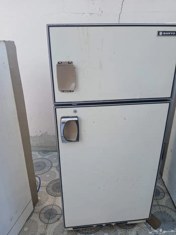 لمحبين التراث ثلاجات قديمه وجديده لم تستعمل جديده 4