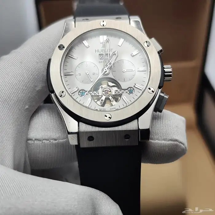 ساعات كوبي ماستر مع البكج والكيس سعر الحبة الوحدة 500 شامل 85