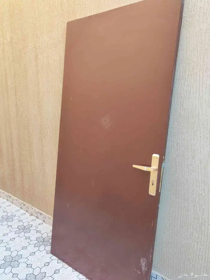 ابواب خشب بحالتها الأصلية مثل جديد الغاط المجمعة الزلفي 1