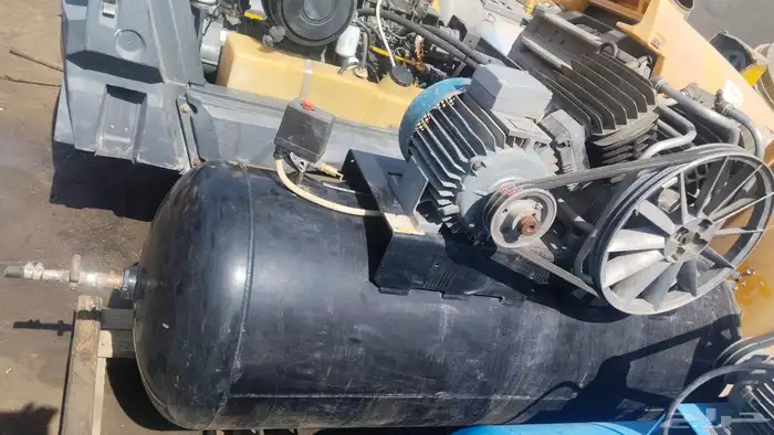 كمبروسر هواء حجم 500 1