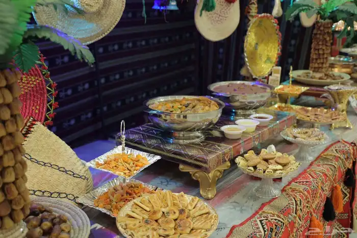 خيم زواجات استقبال واكلات شعبيه 1