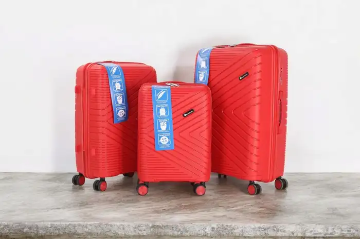 اطقم شنط السفر ضد الكسر 3 حبة 0