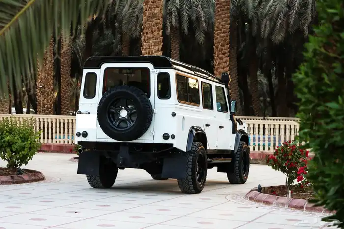 لاند روفر دفندر 110 2012 3
