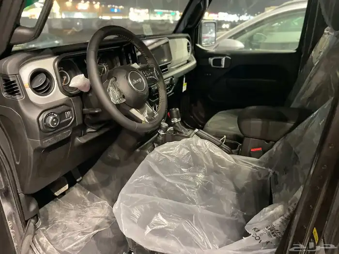 جيب رانجلر سبورت 2024 11