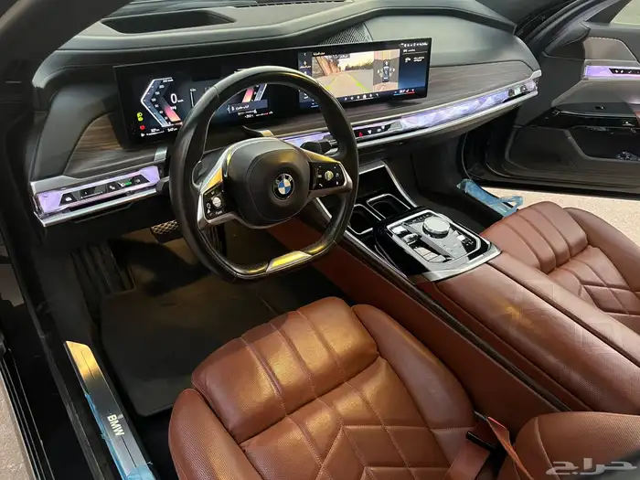 بي ام دبليو 735i 2023 (بحالة الوكالة) 12