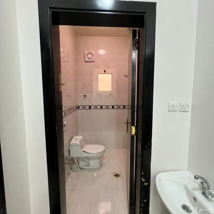 دور علوي للايجار بالمونسيه 1