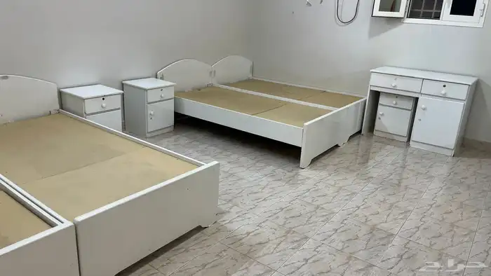 غرفة نوم ل 4 1